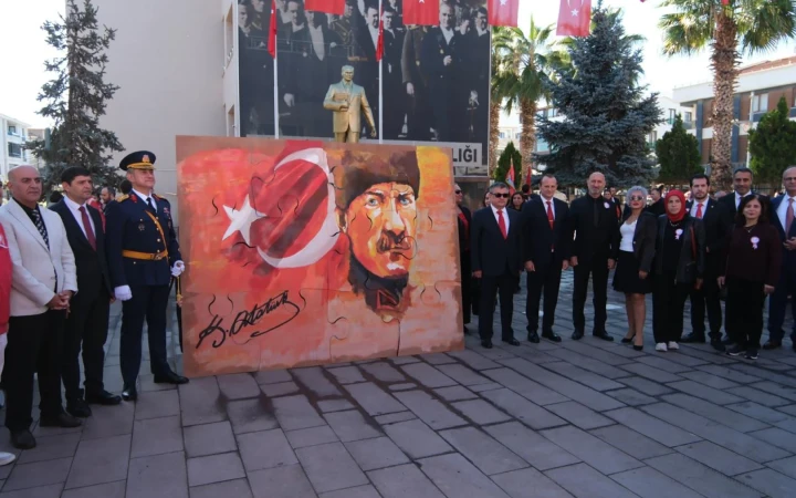 ÇİFTLİKKÖY’DE CUMHURİYETİN 102. YIL COŞKUSU